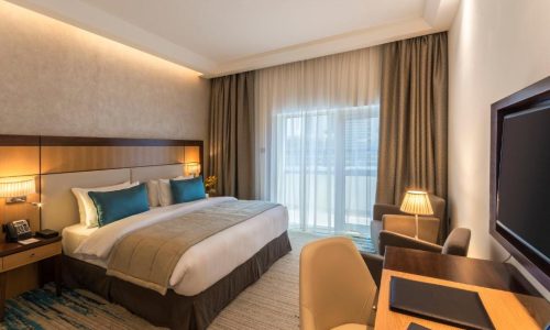 golden-tulip-hotel